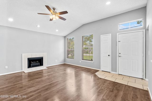 92 W 13TH Street, Atlantic Beach, FL 32233