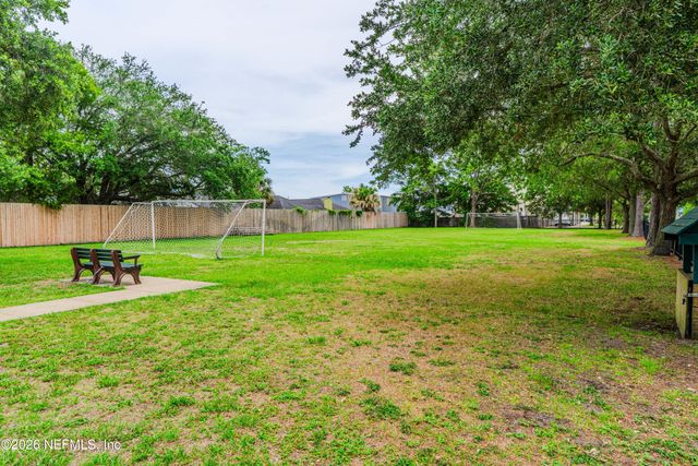 92 W 13TH Street, Atlantic Beach, FL 32233