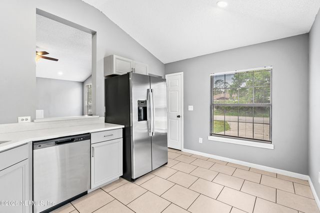 92 W 13TH Street, Atlantic Beach, FL 32233