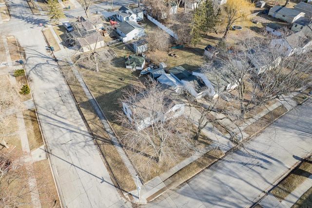 241 Weis AVENUE, Fond Du Lac, WI 54935