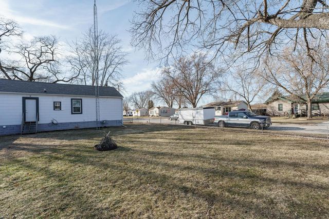 241 Weis AVENUE, Fond Du Lac, WI 54935