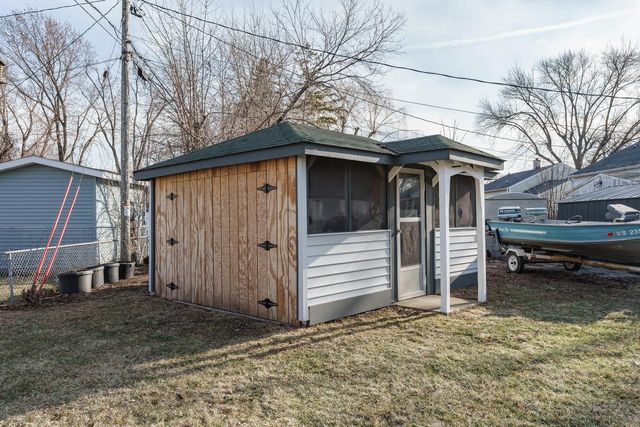 241 Weis AVENUE, Fond Du Lac, WI 54935