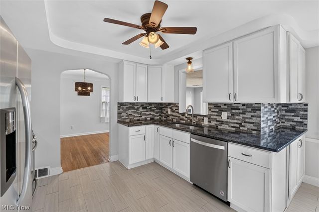 3862 Silsby Road, University Heights, OH 44118