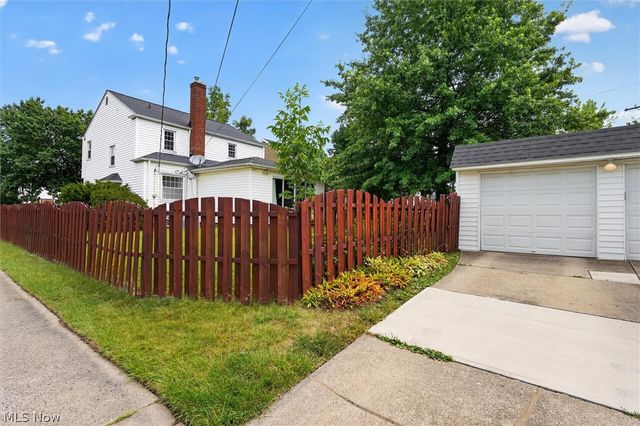3862 Silsby Road, University Heights, OH 44118