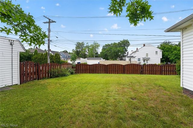 3862 Silsby Road, University Heights, OH 44118