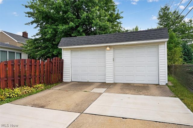 3862 Silsby Road, University Heights, OH 44118