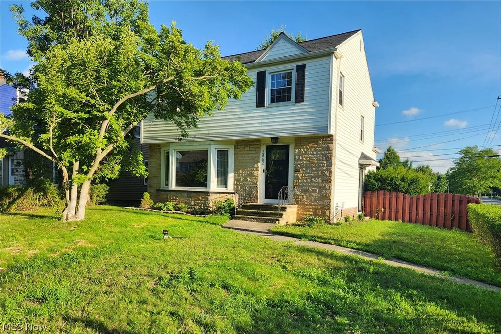3862 Silsby Road, University Heights, OH 44118