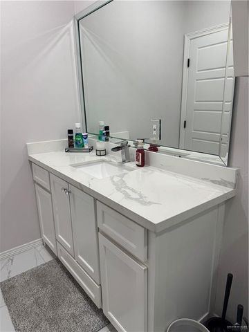 1602 Tierra Encantada, Weslaco, TX 78596