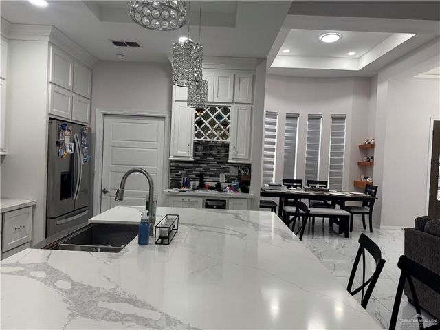 1602 Tierra Encantada, Weslaco, TX 78596