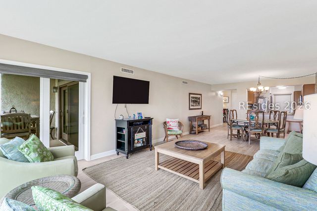 21 S Forest Beach Dr Apt 202, Hilton Head Island, SC 29928