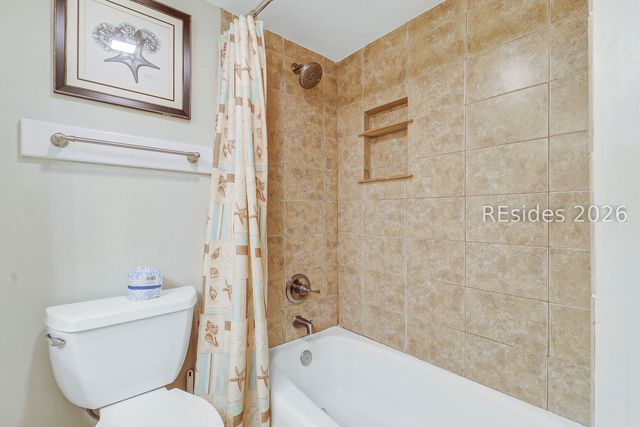 21 S Forest Beach Dr Apt 202, Hilton Head Island, SC 29928