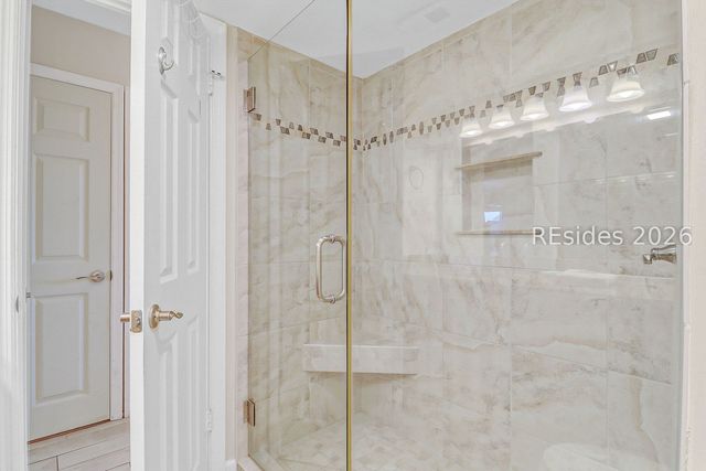 21 S Forest Beach Dr Apt 202, Hilton Head Island, SC 29928