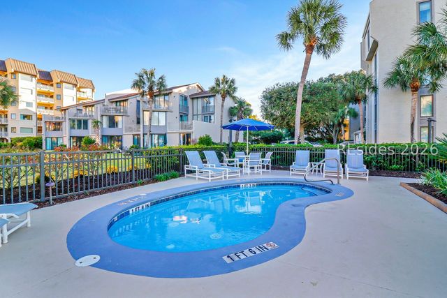 21 S Forest Beach Dr Apt 202, Hilton Head Island, SC 29928