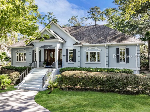 8 Fantail Ln, Hilton Head Island, SC 29926
