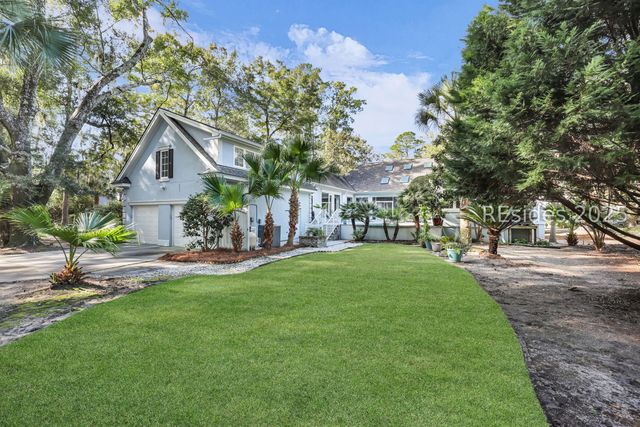 8 Fantail Ln, Hilton Head Island, SC 29926