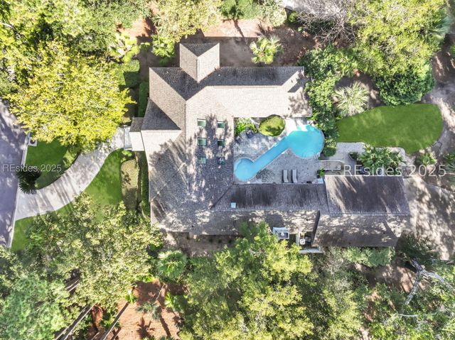 8 Fantail Ln, Hilton Head Island, SC 29926