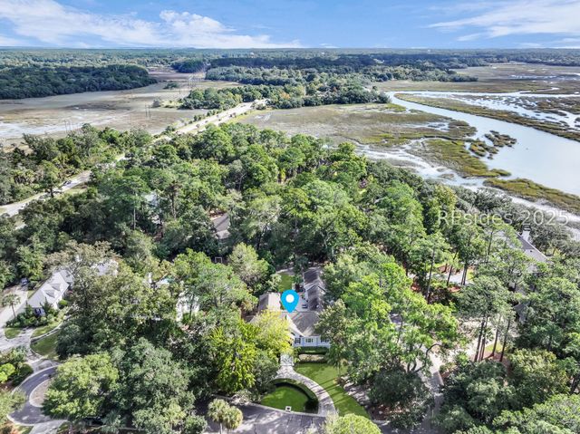 8 Fantail Ln, Hilton Head Island, SC 29926