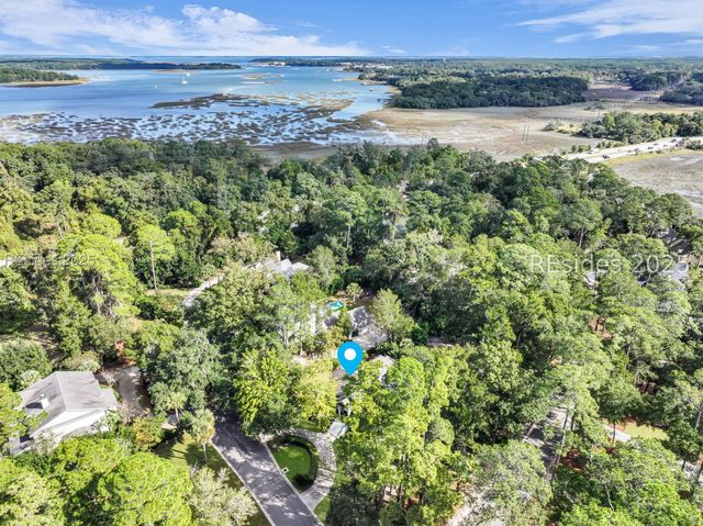 8 Fantail Ln, Hilton Head Island, SC 29926
