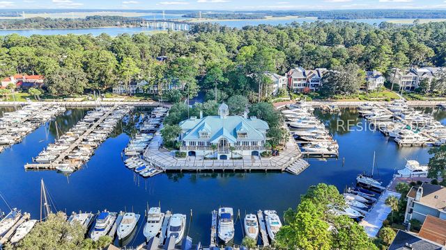 8 Fantail Ln, Hilton Head Island, SC 29926