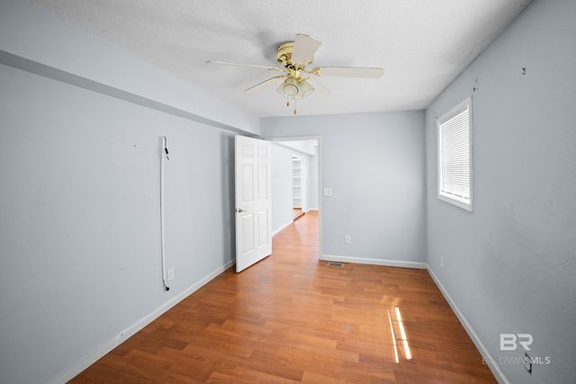 325 Buena Vista Drive, Lillian, AL 36549