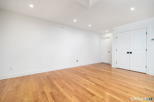 27 fifth Street, Stamford, CT 06905