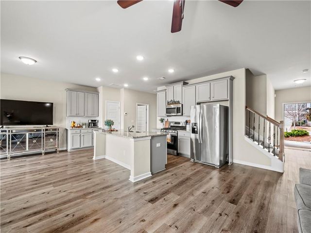 3635 Canyon Springs Drive, Oakwood, GA 30566