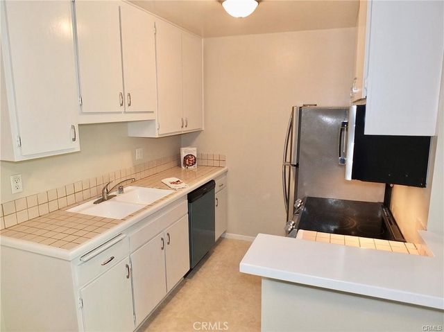 448 N Bellflower Boulevard 319, Long Beach, CA 90814