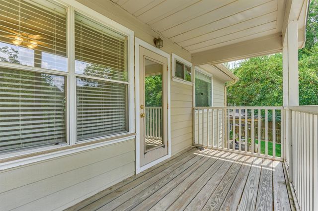 11 Vinca Trail, The Woodlands, TX 77382