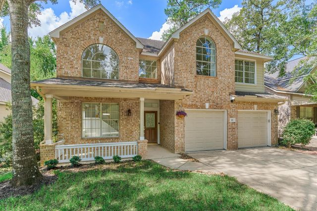 11 Vinca Trail, The Woodlands, TX 77382