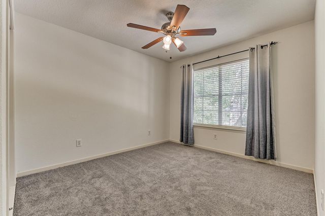 11 Vinca Trail, The Woodlands, TX 77382
