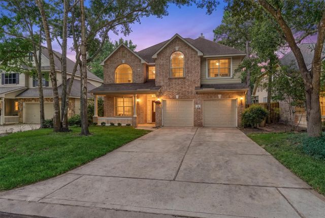 11 Vinca Trail, The Woodlands, TX 77382