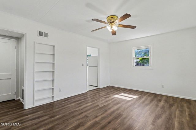 5302 Bennett Road, Toledo, OH 43612