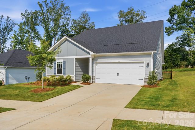6234 Barcelona Way, Charlotte, NC 28214