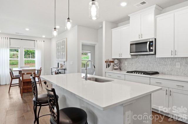 6234 Barcelona Way, Charlotte, NC 28214