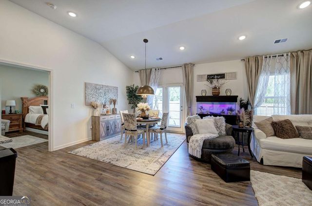 102 Sorrento Drive NW, Cartersville, GA 30120