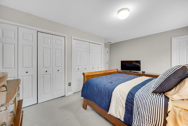 2667 High Sierra Drive, Valparaiso, IN 46385