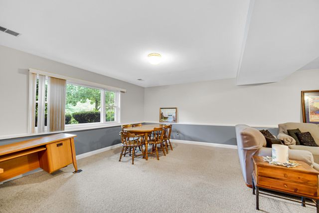 2667 High Sierra Drive, Valparaiso, IN 46385