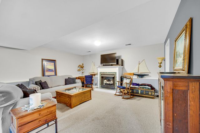 2667 High Sierra Drive, Valparaiso, IN 46385