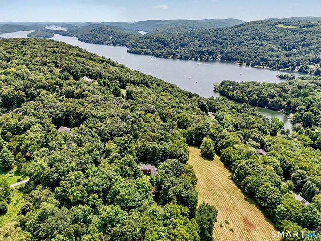 6 Fox Run, Sherman, CT 06784