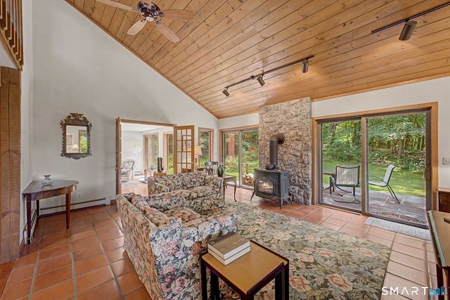 6 Fox Run, Sherman, CT 06784