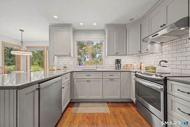 6 Fox Run, Sherman, CT 06784