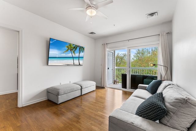 110 Trotter Rd 2310, Weymouth, MA 02190