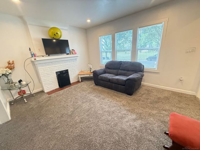 5595 Oregon Street, Detroit, MI 48204