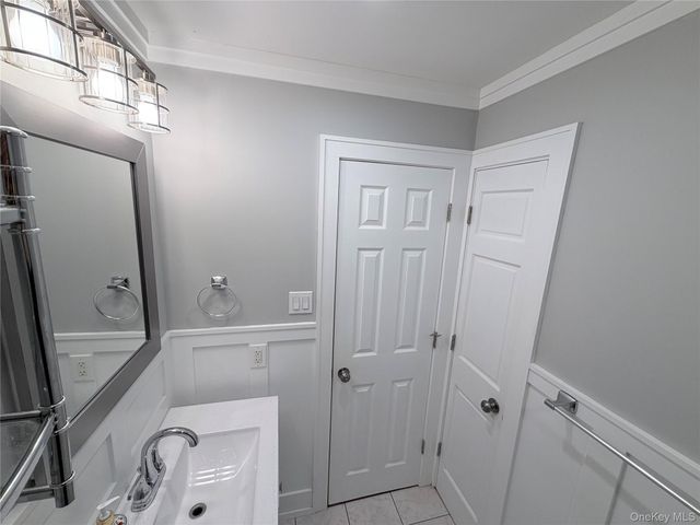 190 Millard Avenue 190, West Babylon, NY 11704