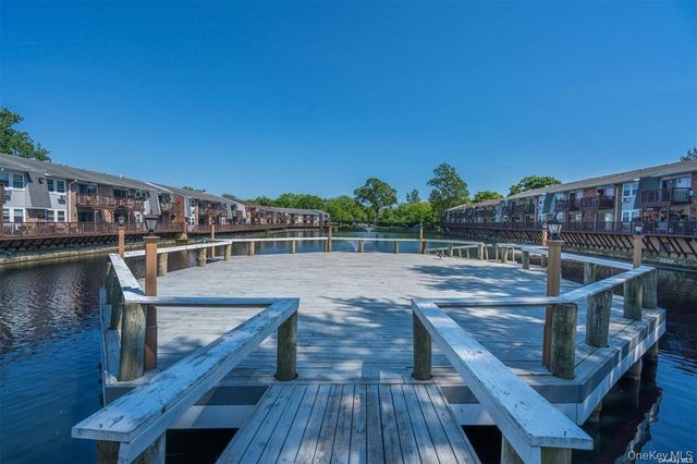 190 Millard Avenue 190, West Babylon, NY 11704