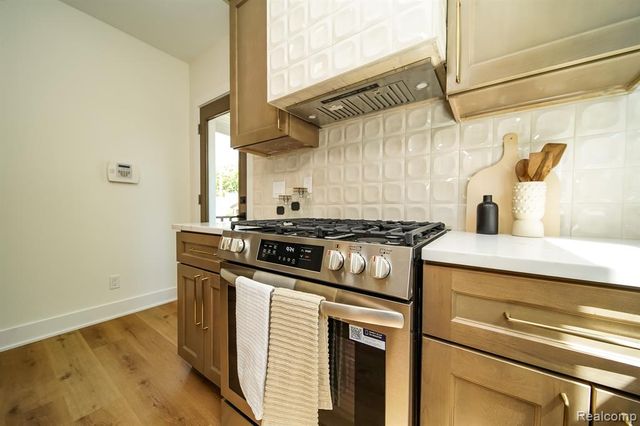 441 Silman Street, Ferndale, MI 48220