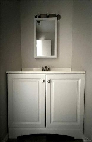 1410 S Alamo Road, Alamo, TX 78516