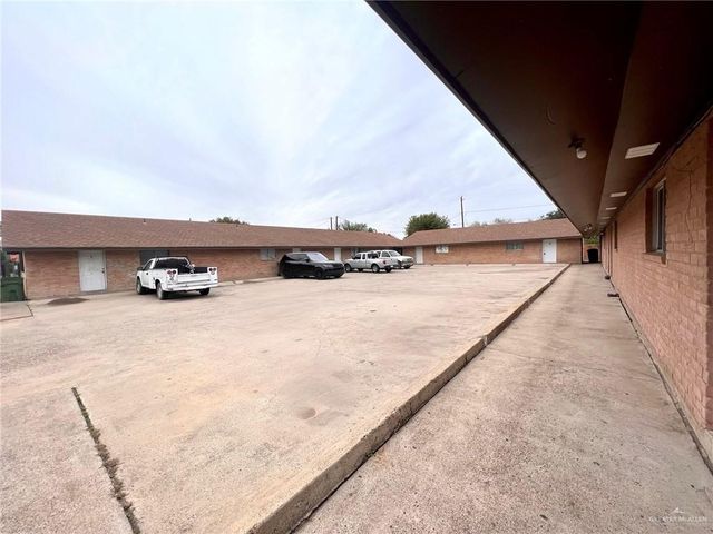 1410 S Alamo Road, Alamo, TX 78516