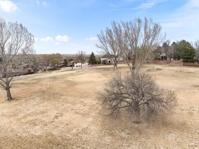4349 Blueflax Dr, Pueblo, CO 81001