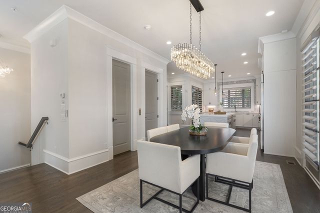 3715 Peachtree Road NE 12, Atlanta, GA 30319